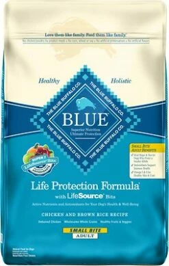Blue Buffalo Life Protection Formula Small Bite Adult Chicken & Brown Rice Recipe Dry Dog Food, 30-lb